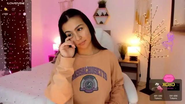 Image 2 of maleja_london Stream on Chaturbate on 21 months ago