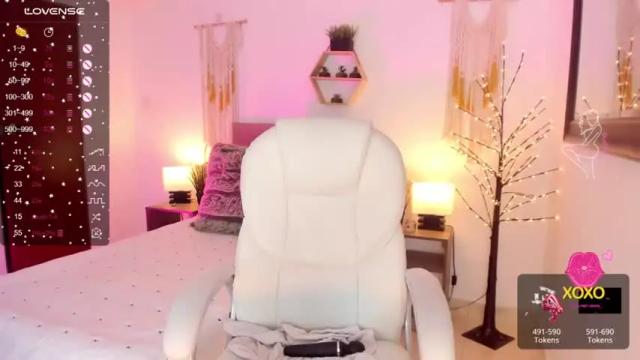 Image 6 of maleja_london Stream on Chaturbate on 20 months ago