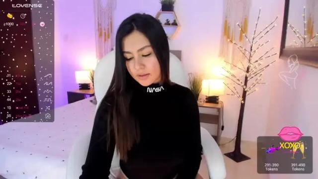 Image 8 of maleja_london Stream on Chaturbate on 20 months ago
