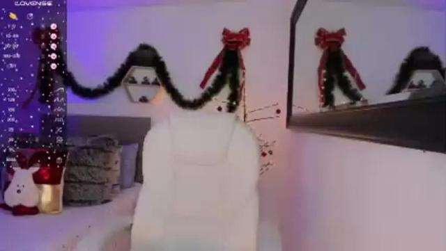 Image 4 of maleja_london Stream on Chaturbate on 23 months ago