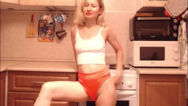 Image 11 of malenamila Stream on Chaturbate on 2 months ago