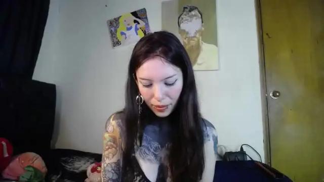 Image 6 of maliceinwonderland25 Stream on Chaturbate on 8 months ago