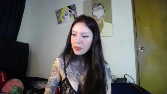 Image 8 of maliceinwonderland25 Stream on Chaturbate on 8 months ago