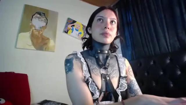 Image 2 of maliceinwonderland25 Stream on Chaturbate on 7 months ago