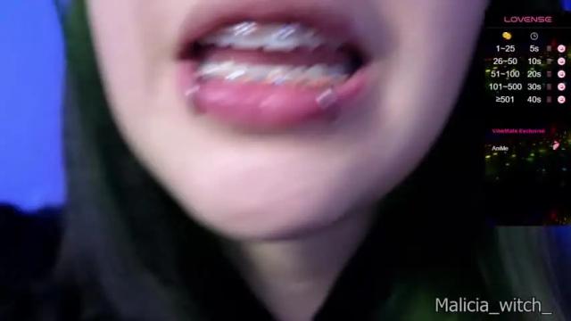 Image 12 of malicia_witch_ Stream on Chaturbate on 13 months ago
