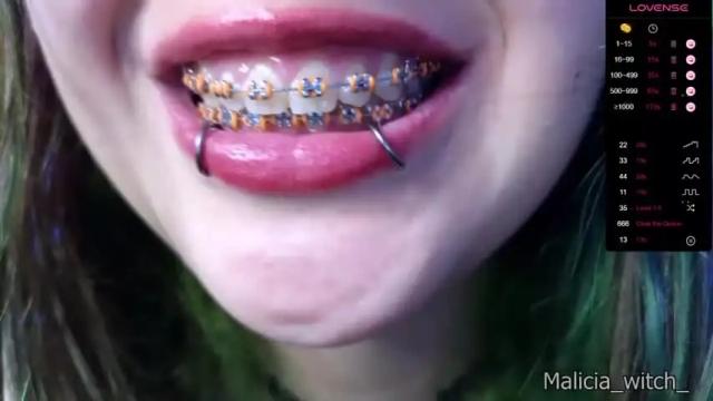 Image 10 of malicia_witch_ Stream on Chaturbate on 13 months ago