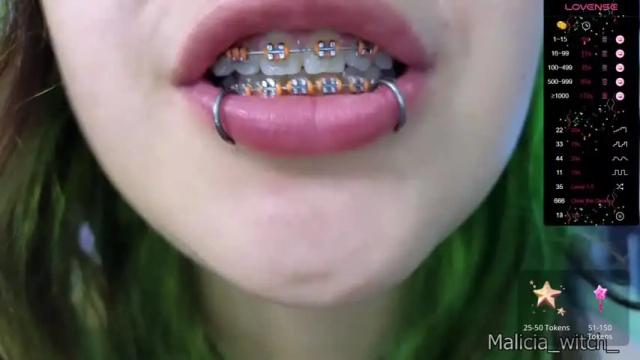 Image 12 of malicia_witch_ Stream on Chaturbate on 14 months ago