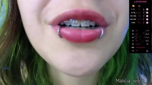 Image 7 of malicia_witch_ Stream on Chaturbate on 14 months ago