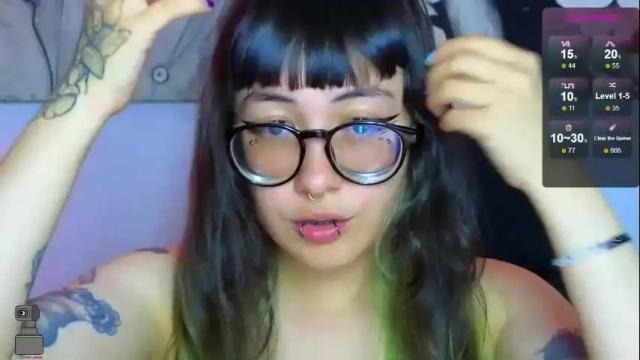 Image 8 of malicia_witch_ Stream on Chaturbate on 1 month ago