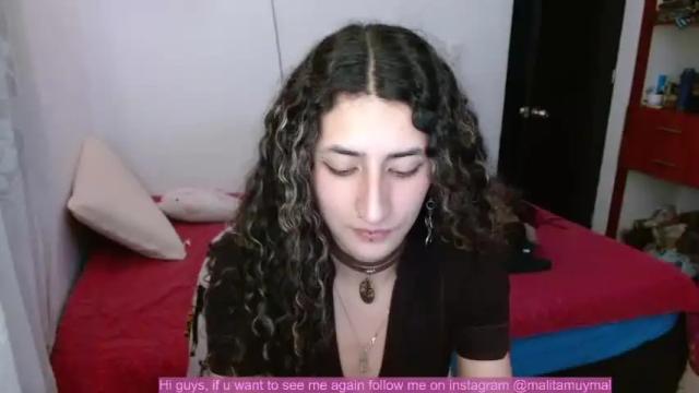 Image 2 of malitamuymal22 Stream on Chaturbate on 11 months ago