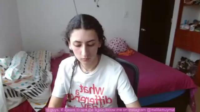 Image 4 of malitamuymal22 Stream on Chaturbate on 14 months ago