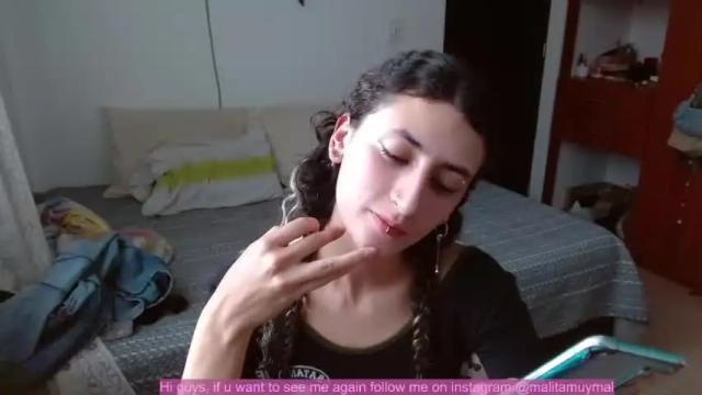 Image 12 of malitamuymal22 Stream on Chaturbate on 13 months ago