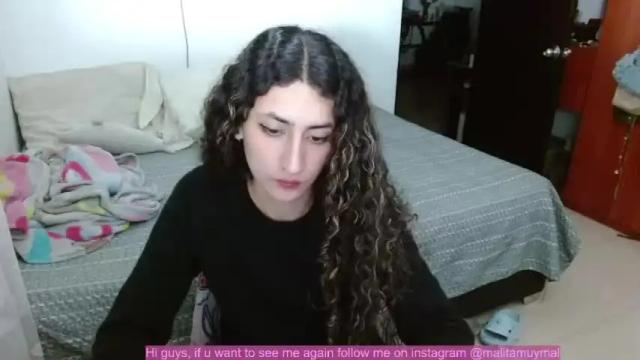 Image 3 of malitamuymal22 Stream on Chaturbate on 13 months ago