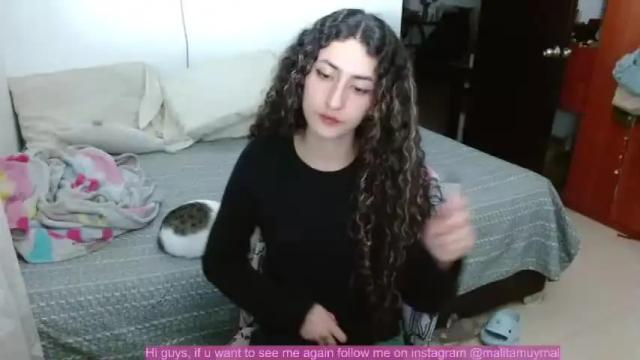 Image 6 of malitamuymal22 Stream on Chaturbate on 13 months ago