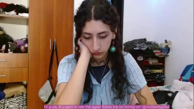 Image 3 of malitamuymal22 Stream on Chaturbate on 17 days ago