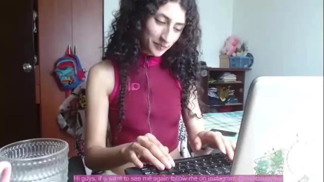Image 12 of malitamuymal22 Stream on Chaturbate on 9 days ago