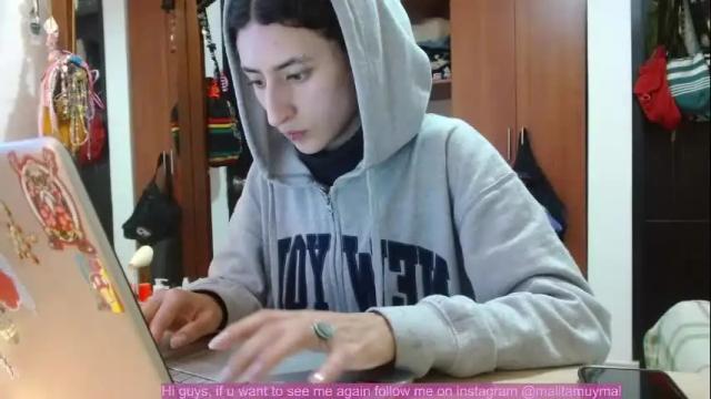 Image 11 of malitamuymal22 Stream on Chaturbate on 27 days ago