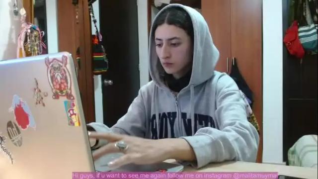 Image 7 of malitamuymal22 Stream on Chaturbate on 27 days ago