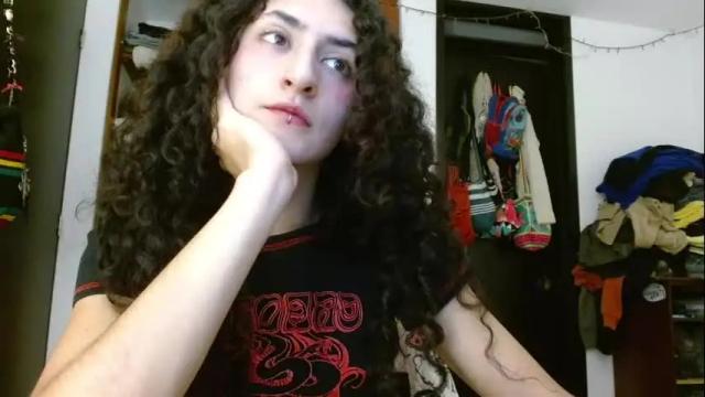Image 3 of malitamuymal22 Stream on Chaturbate on 22 days ago