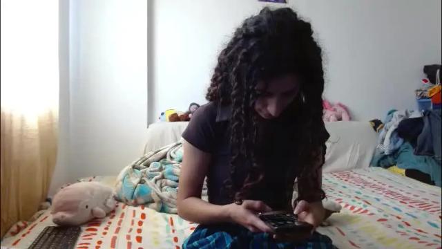 Image 3 of malitamuymal22 Stream on Chaturbate on 21 days ago