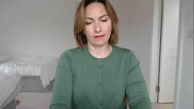 Thumbnail 1, mallinia's Stream at Chaturbate, 1 month ago