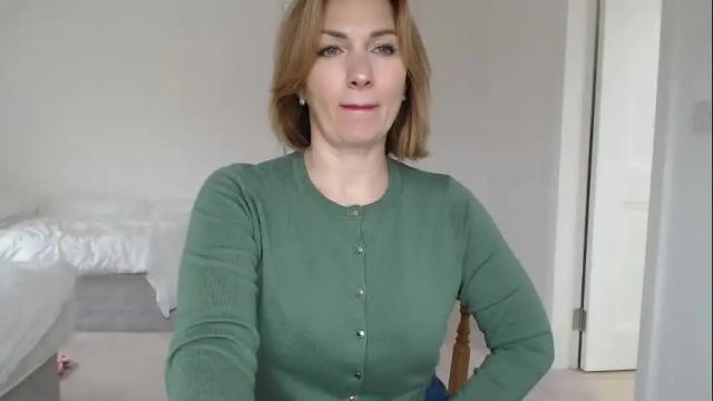 Image 7 of mallinia Stream on Chaturbate on 1 month ago