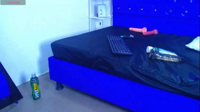 Image 11 of malory_cortez Stream on Chaturbate on 1 month ago