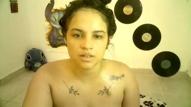 Image 2 of malorymorgantt Stream on Chaturbate on 17 months ago
