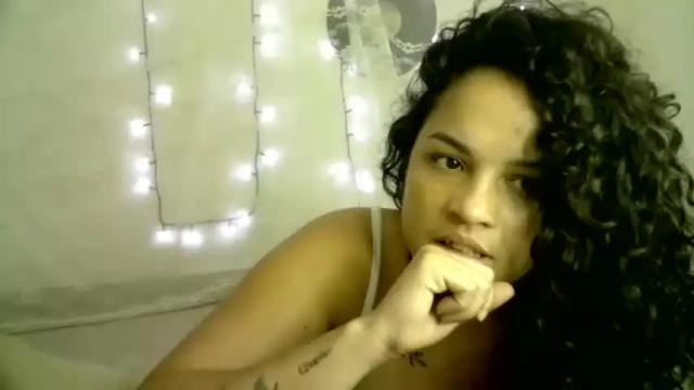 Image 4 of malorymorgantt Stream on Chaturbate on 16 months ago