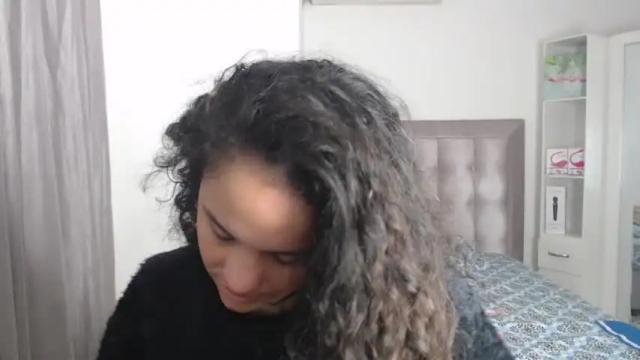 Image 3 of malorymorgantt Stream on Chaturbate on 16 months ago