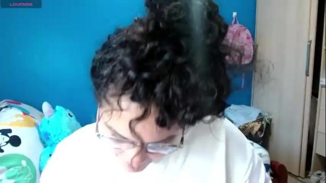 Image 2 of malorymorgantt Stream on Chaturbate on 2 months ago