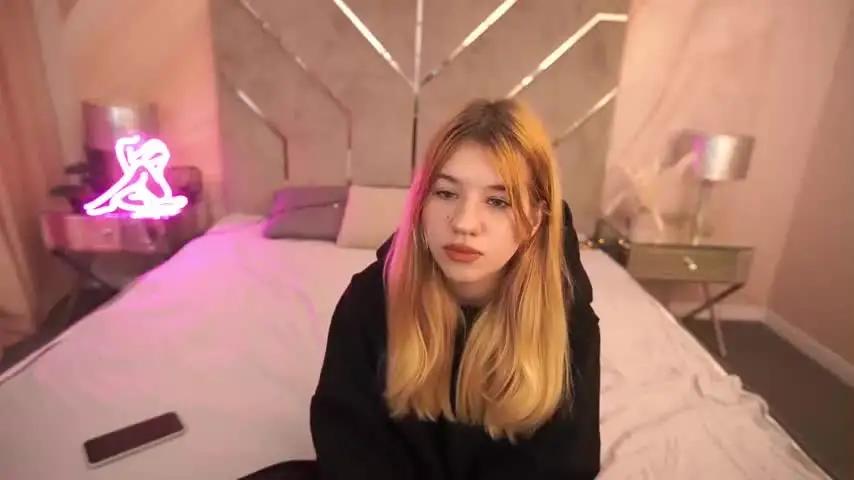 malush_kk Chaturbate