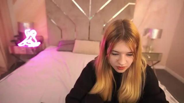 Image 6 of malush_kk Stream on Chaturbate on 17 months ago