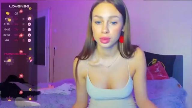Thumbnail 2, malyshka_helen's Stream at Chaturbate, 19 months ago