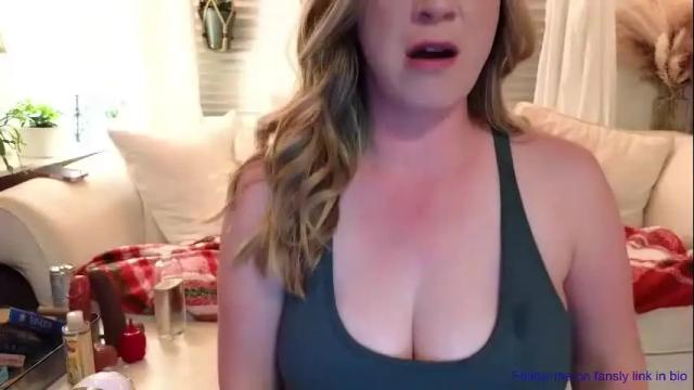 Image 8 of mamalovescum Stream on Chaturbate on 13 days ago