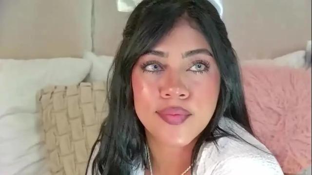 Image 7 of mami_natacha19x Stream on Chaturbate on 2 months ago