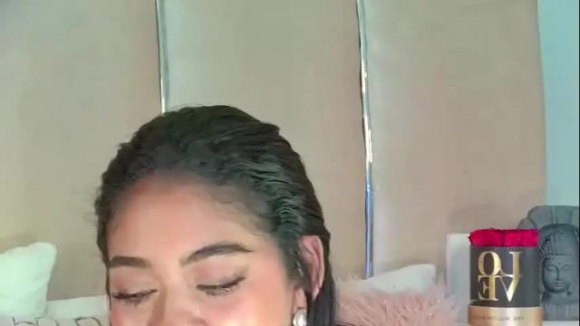 Image 7 of mami_natacha19x Stream on Chaturbate on 1 month ago
