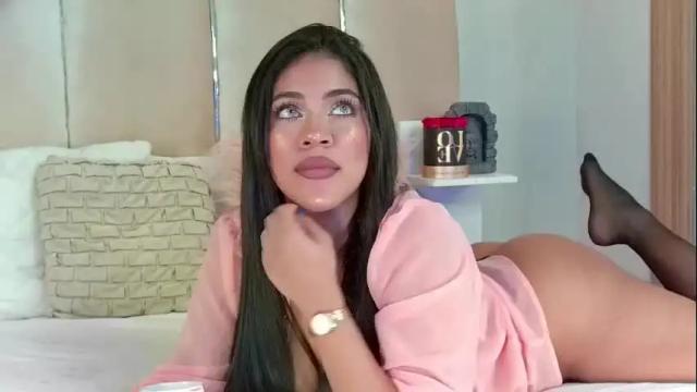 Image 4 of mami_natacha19x Stream on Chaturbate on 1 month ago