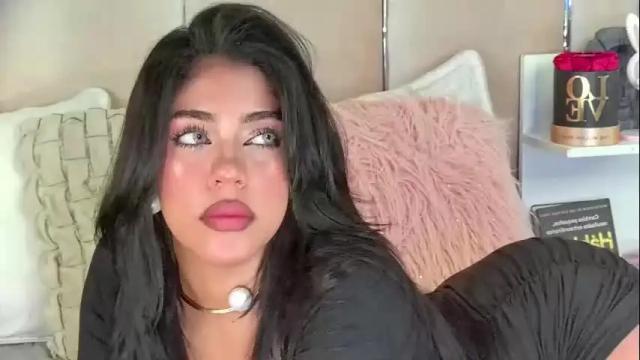 Image 8 of mami_natacha19x Stream on Chaturbate on 1 month ago