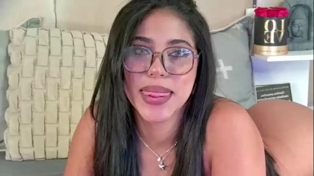 Thumbnail 1, mami_natacha19x's Stream at Chaturbate, 28 days ago