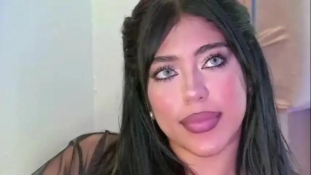 Image 11 of mami_natacha19x Stream on Chaturbate on 15 days ago