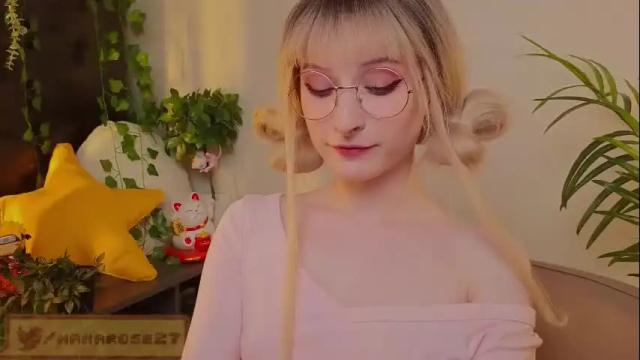 Image 12 of mana_rose Stream on Chaturbate on 5 months ago