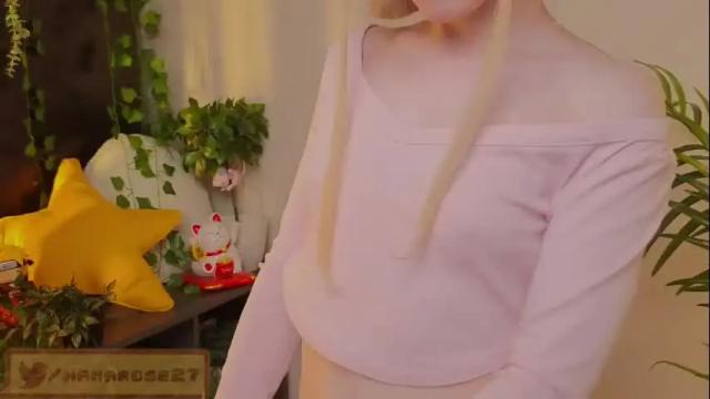 Image 2 of mana_rose Stream on Chaturbate on 5 months ago