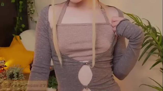 Image 11 of mana_rose Stream on Chaturbate on 4 months ago