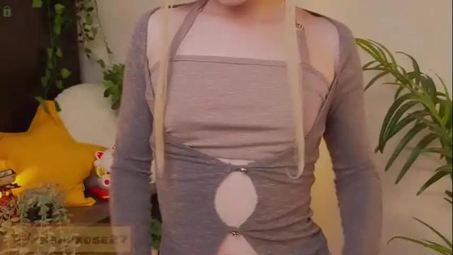 Image 3 of mana_rose Stream on Chaturbate on 4 months ago