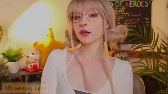 Image 4 of mana_rose Stream on Chaturbate on 4 months ago