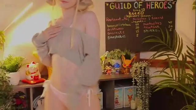 Image 4 of mana_rose Stream on Chaturbate on 4 months ago