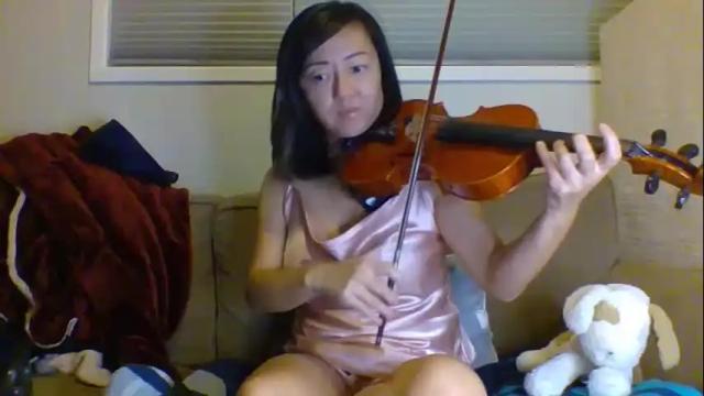 Image 3 of mandarin_girl Stream on Chaturbate on 17 months ago