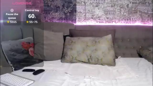 Image 12 of mandy_foxxx Stream on Chaturbate on 29 days ago