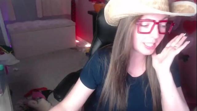 Image 6 of mandybabyxxx Stream on Chaturbate on 5 months ago
